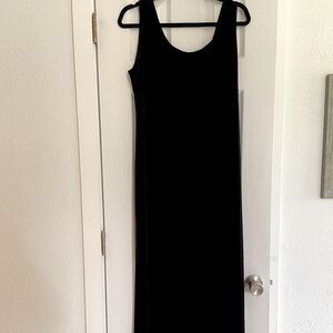 Onyx Nite Black maxi full length velvet dress